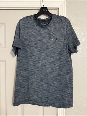 Under Armour HeatGear Men’s Shirt - Size Large